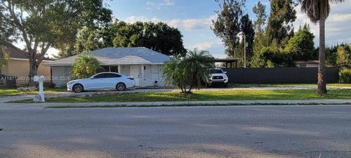 3719 Michigan Ave, Fort Myers, FL, 33916-2203 | Card Image