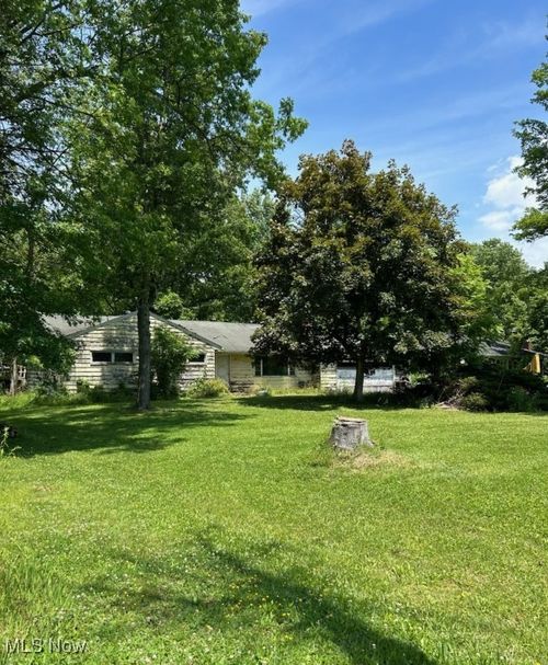 135 Kendall Park Rd, Peninsula, OH, 44264-9720 | Card Image
