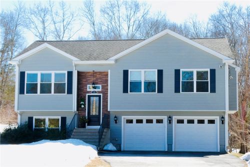 6 Heywood Ln, Johnston, RI, 02919-1812 | Card Image