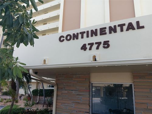 apt-1102-4775 Cove Cir, ST PETERSBURG, FL, 33708-2861 | Card Image