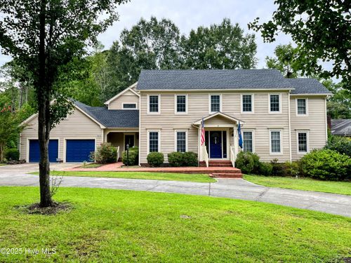 2215 Perry Dr, Jacksonville, NC, 28546-1644 | Card Image