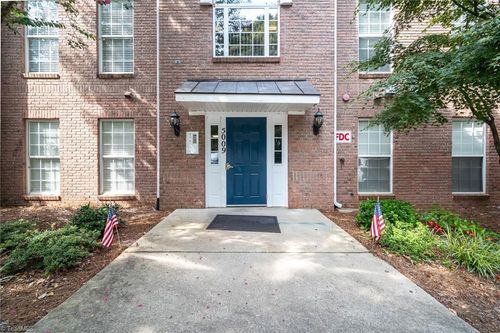 3-a-5009 Bass Chapel Rd, Greensboro, NC, 27455-9316 | Card Image