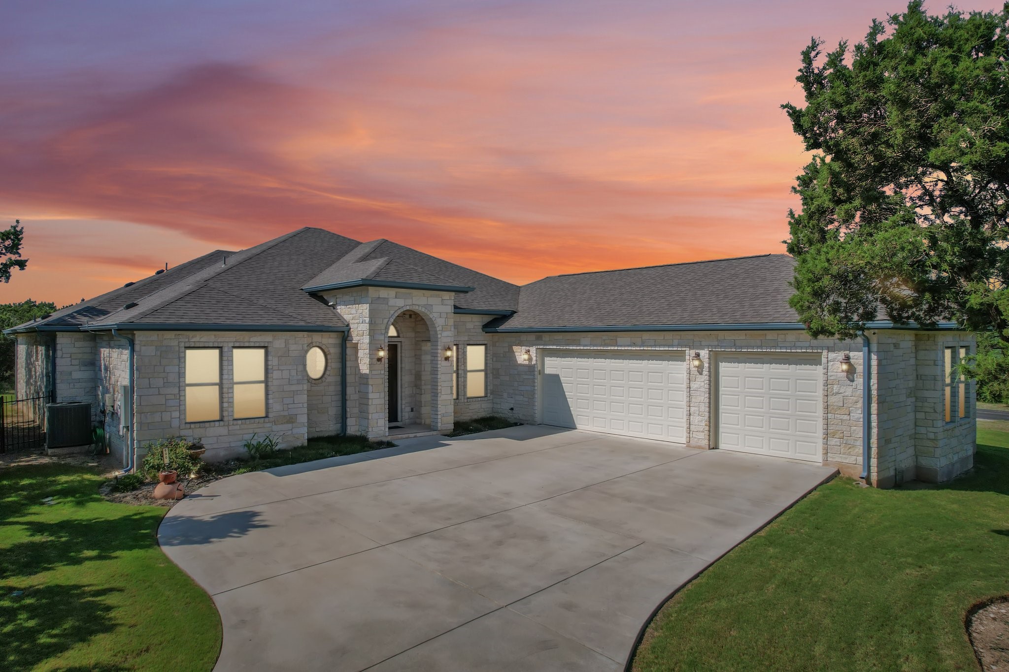 Scenic Path, Leander, TX 78641