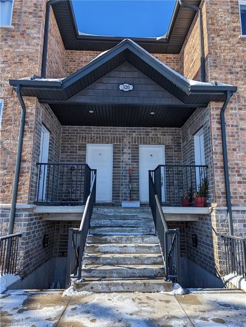 3-320 Waterloo St, New Hamburg, ON, N3A1T6 | Card Image