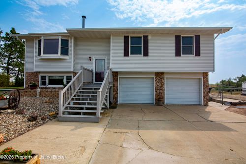 4080 111b Ave Sw, Dickinson, ND, 58601-8408 | Card Image