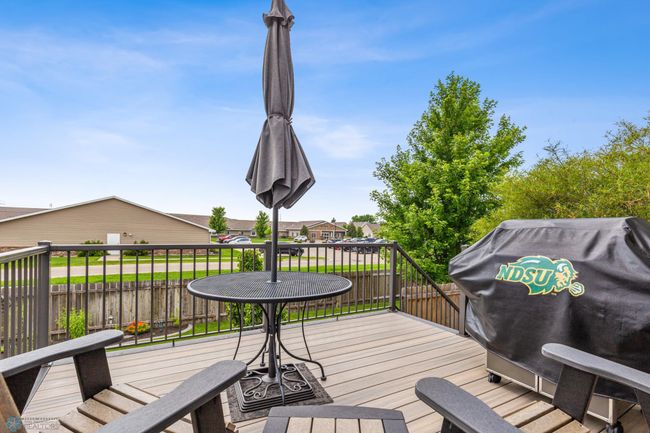 Maintenance free deck | Image 37