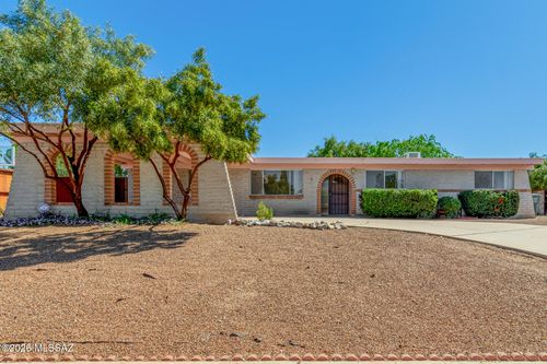 2351 S Thomas Drive, Tucson, AZ, 85710 | Card Image