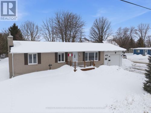 72 Lorne Ave, Hensall, ON, N0M1X0 | Card Image