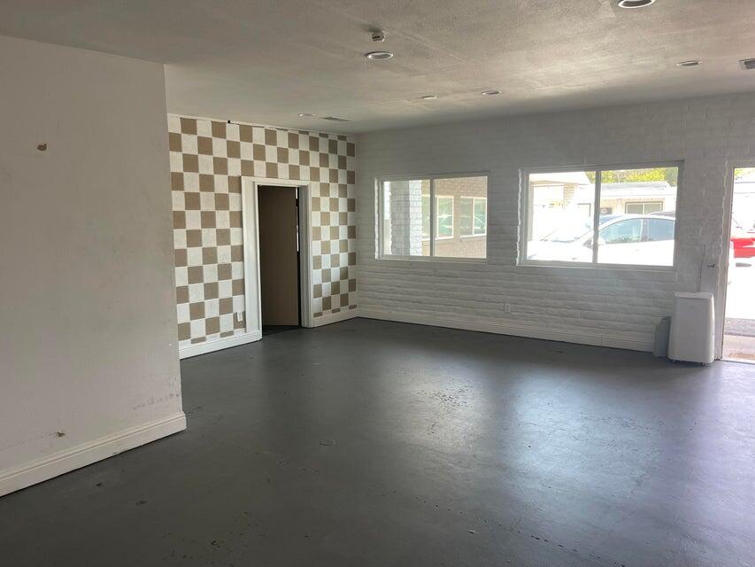 Commercial Lease in Redding 3