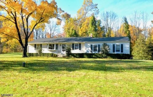 154 Old Croton Rd, Flemington, NJ, 08822-5925 | Card Image