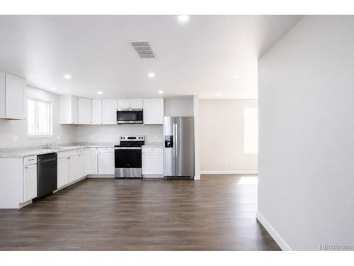 715 Tundra Pl, Longmont, CO, 80504-3937 | Card Image