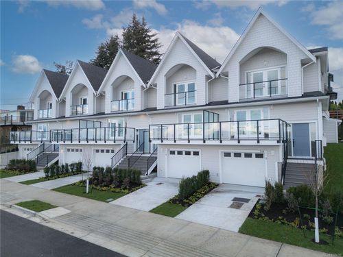 102-340 2nd Ave, Ladysmith, BC, V9G1S8 | Card Image