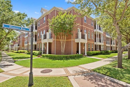 67 History Row, The Woodlands, TX, 77380-3093 | Card Image