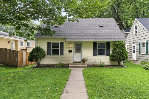 2728 Edgewood Ave S, Saint Louis Park, MN, 55426-3322 | Card Image