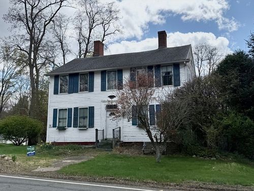 17 Depot St, Southwick, MA, 01077-9824 | Card Image