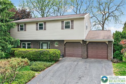1189 Bluestone Dr, BETHLEHEM, PA, 18017-1645 | Card Image