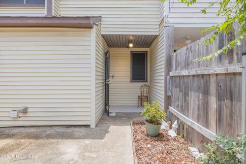26 Morning Glory Sq, Lafayette, LA, 70507-4585 | Card Image