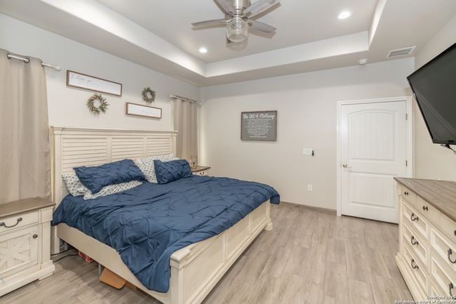 72 Red Fox, House other with 4 bedrooms, 3 bathrooms and null parking in Poteet TX | Image 27
