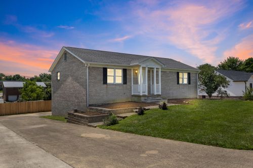 1024 Mccormick Ln, Lawrenceburg, KY, 40342-9608 | Card Image