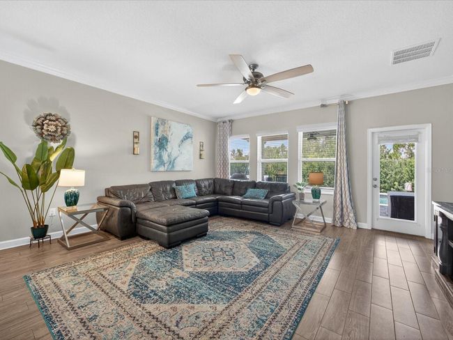 Family Room overlooking the Pool and Spa | Image 10