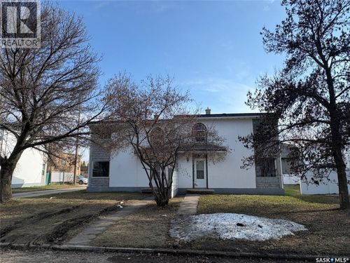 43 Bantry St, Lanigan, SK, S0K | Card Image