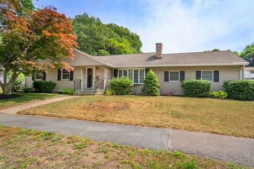 311 Cedar Brook Rd, Lynn, MA, 01904-1304 | Card Image