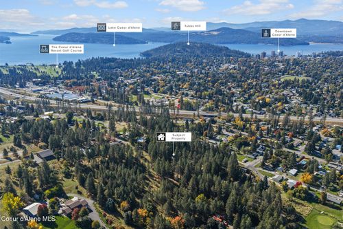 957 Giesa, Coeur d'Alene, ID, 83814 | Card Image