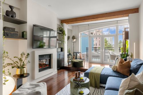 408-1275 Hamilton St, Vancouver, BC, V6B1E2 | Card Image