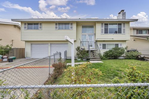 3035 Everett Drive, Reno, NV, 89503 | Card Image