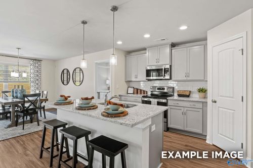 147 Rose Valley Dr, New Market, AL, 35761-7002 | Card Image