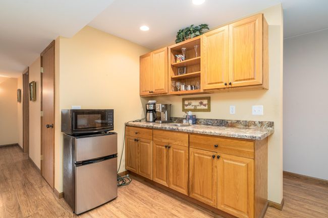 Basement wet bar | Image 21