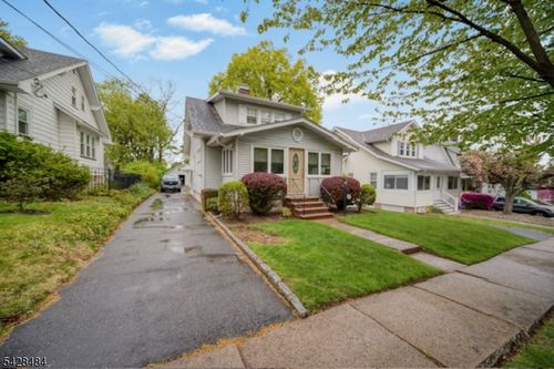 51 Sunset Ave, Bloomfield, NJ, 07003-2818 | Card Image