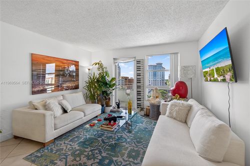 1104-2351 Douglas Rd, Miami, FL, 33145-3060 | Card Image