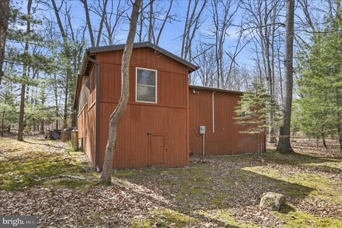 61 Grouse Cir, LOST CITY, WV, 26810-8555 | Card Image
