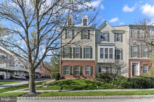 1910 Cavalier Ln, CHESTER SPRINGS, PA, 19425-3872 | Card Image