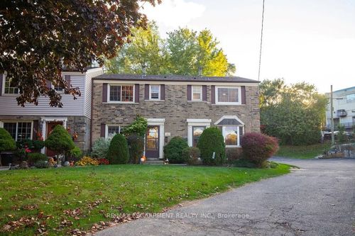 138 Victor Blvd, Hamilton, ON, L9A2V4 | Card Image