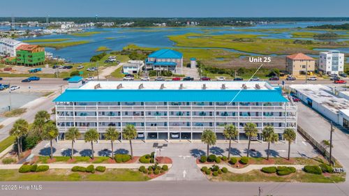 25-305 N Topsail Dr, Surf City, NC, 28445-8811 | Card Image