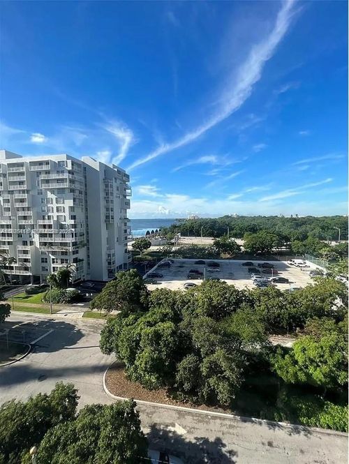 apt-801-145 Se 25th Rd, Miami, FL, 33129-2494 | Card Image