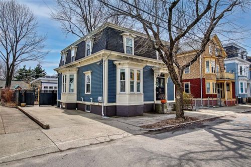 44 Wood St, Providence, RI, 02909-1731 | Card Image