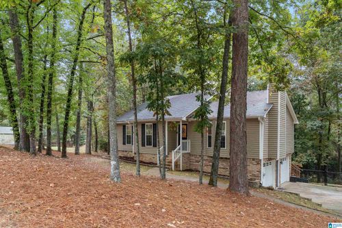 2301 Chandawood Dr, PELHAM, AL, 35124-1207 | Card Image