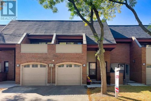 74 Flaming Roseway, Toronto, ON, M2N5W8 | Card Image