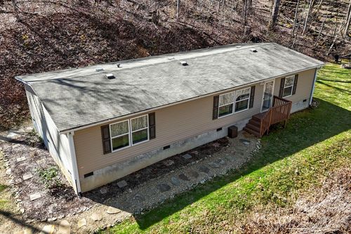 256 Inglewood Cove Rd, Waynesville, NC, 28786-7332 | Card Image