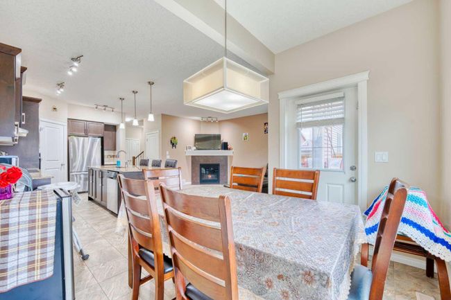 1151 Kings Heights Way Se, Home with 3 bedrooms, 3 bathrooms and 4 parking in Airdrie AB | Image 5