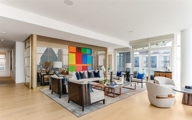 Living Room | Image 8