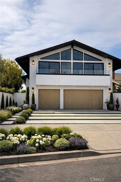 16861 Edgewater Ln, Huntington Beach, CA, 92649-3006 | Card Image