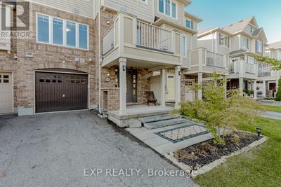 886 Fowles Crt, Townhouse with 2 bedrooms, 2 bathrooms and 3 parking in Milton ON | Image 2