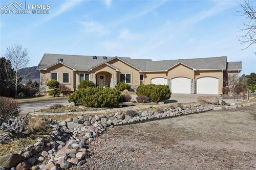 1009 Slate Way, Monument, CO, 80132-7407 | Card Image