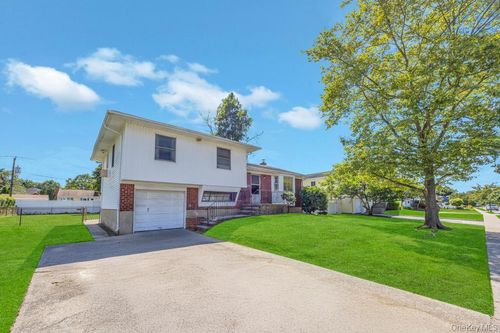 196 Haypath Rd, Old Bethpage, NY, 11804-1434 | Card Image