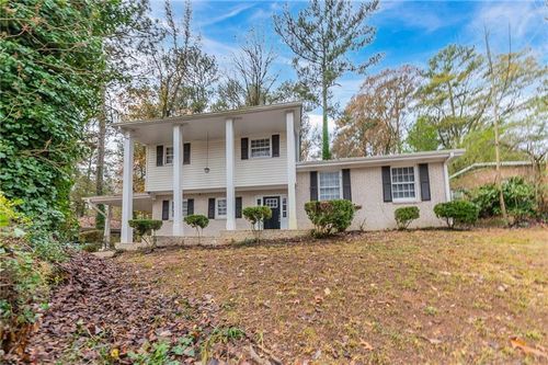 3390 Glenview Cir Sw, Atlanta, GA, 30331-2408 | Card Image