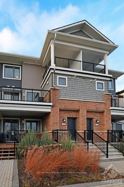 220 Pilot Pvt, Condo with 2 bedrooms, 3 bathrooms and 2 parking in Ottawa ON | Image 2